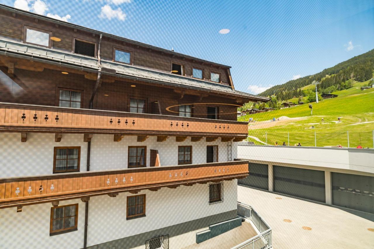 Appartements Bernhofer Saalbach-Hinterglemm Exteriör bild