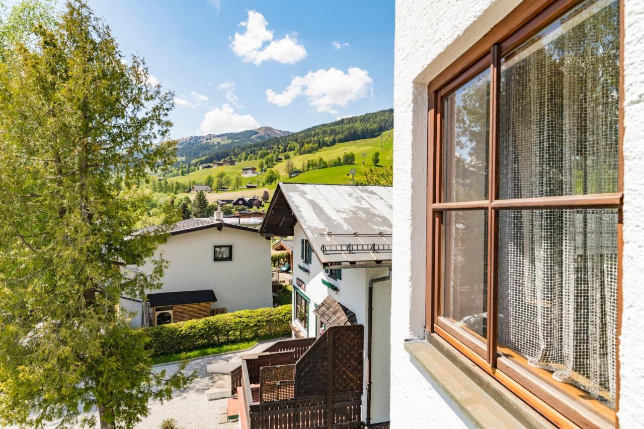 Appartements Bernhofer Saalbach-Hinterglemm Exteriör bild