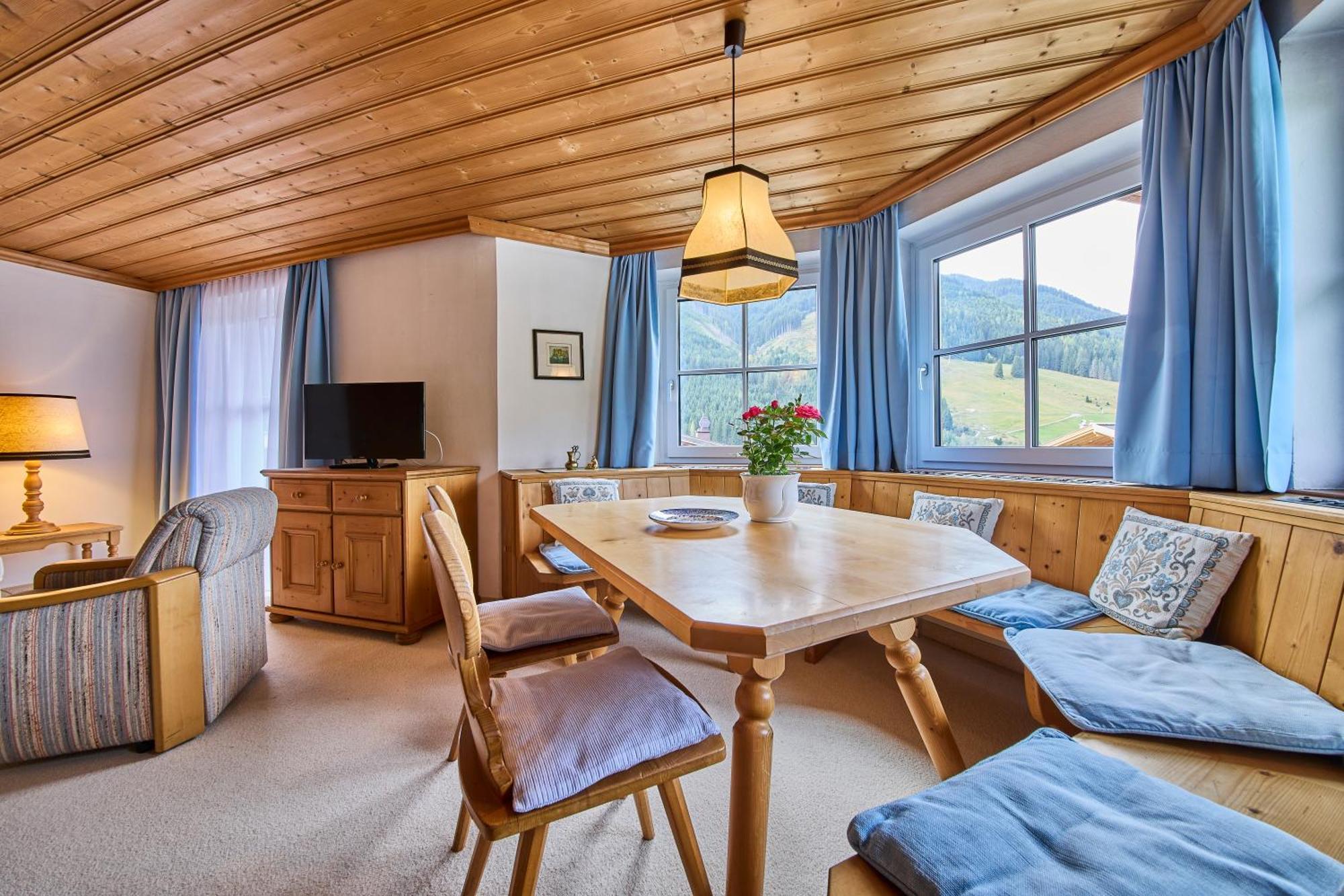 Appartements Bernhofer Saalbach-Hinterglemm Exteriör bild